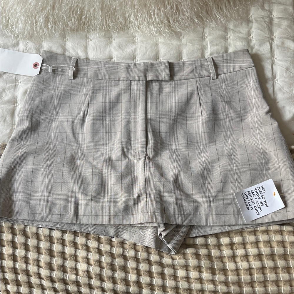 Miss Selfridge Light Beige Plaid Shorts